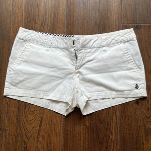 Volcom white Shorts